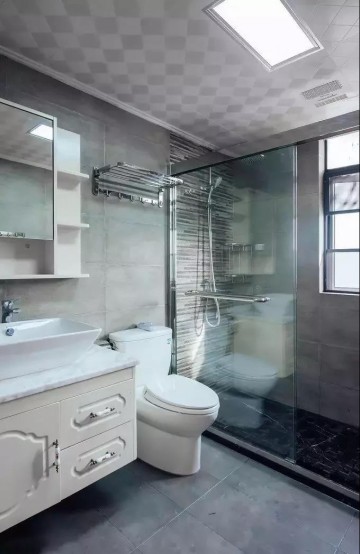 94f90fd805da45db95fe7a922cdb80b1